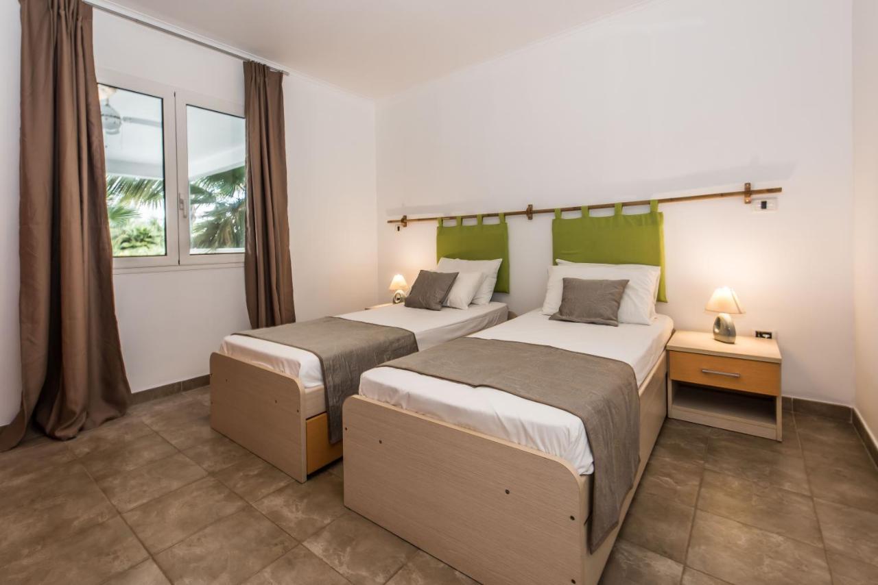 Bella Breeze Bonaire Apart otel Playa Dış mekan fotoğraf